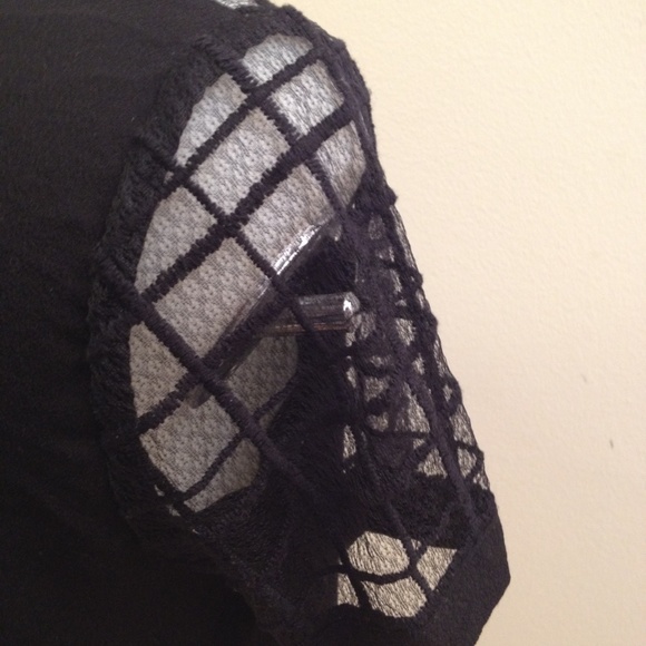 FOREVER21 Short Sleeve Crop Top Black - Picture 7 of 7